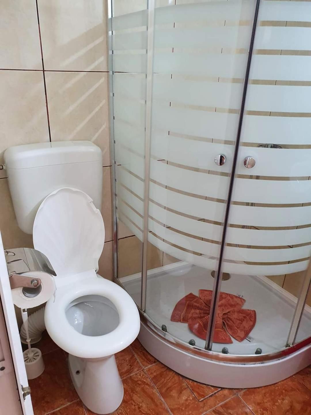 Vila Robert Otel Schitu Dış mekan fotoğraf